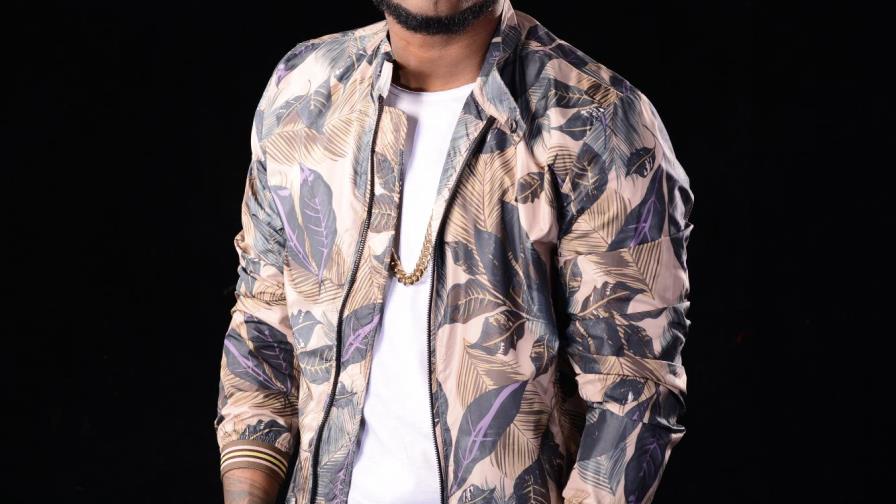 El Musicólogo al estadio Eleoncio Mercedes 