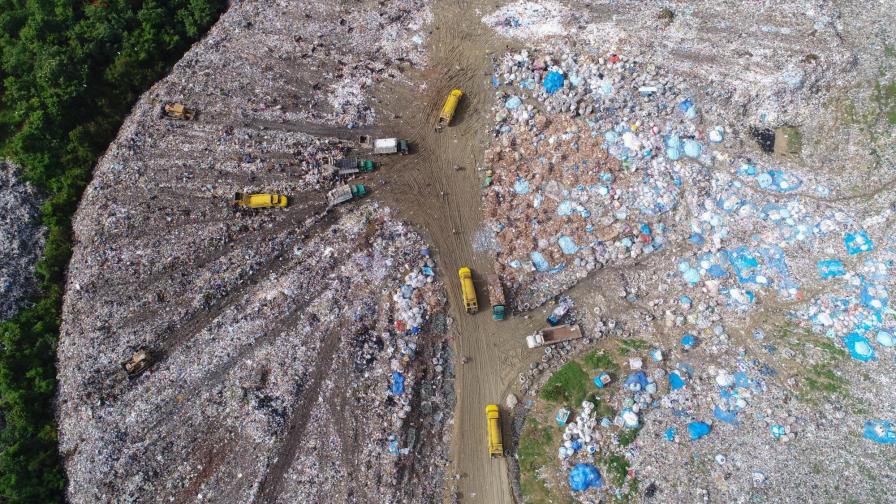 Cierre de vertederos implica recibir residuo actual y manejo de pasivos ambientales Cierre de vertederos implica recibir residuo actual y manejo de pasivos ambientales