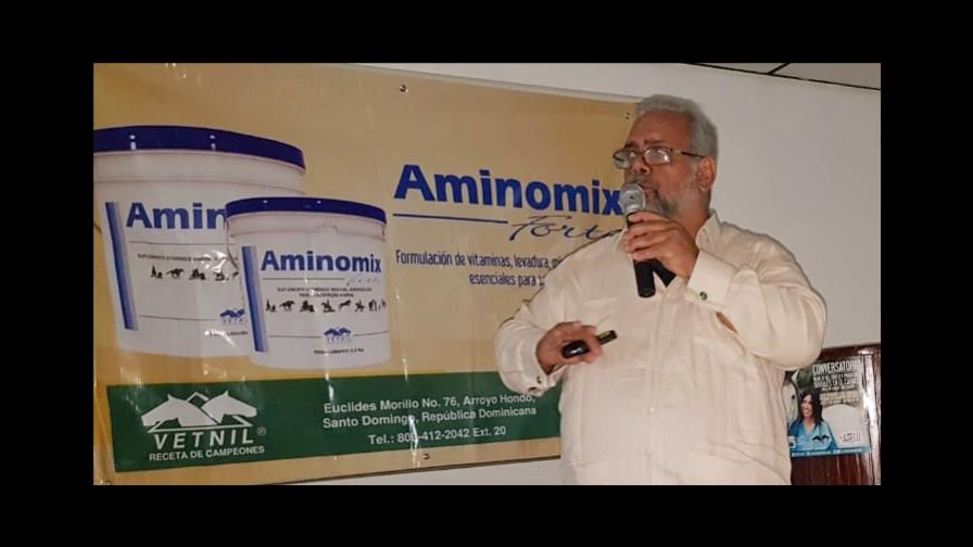 Imparten conferencia sobre manejo del cólico y problemas dentales en el caballo