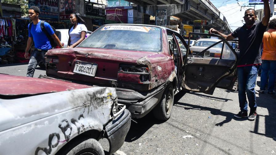 Proyecto de ley propone no otorgar placas a vehículos en mal estado Proyecto de ley propone no otorgar placas a vehículos en mal estado