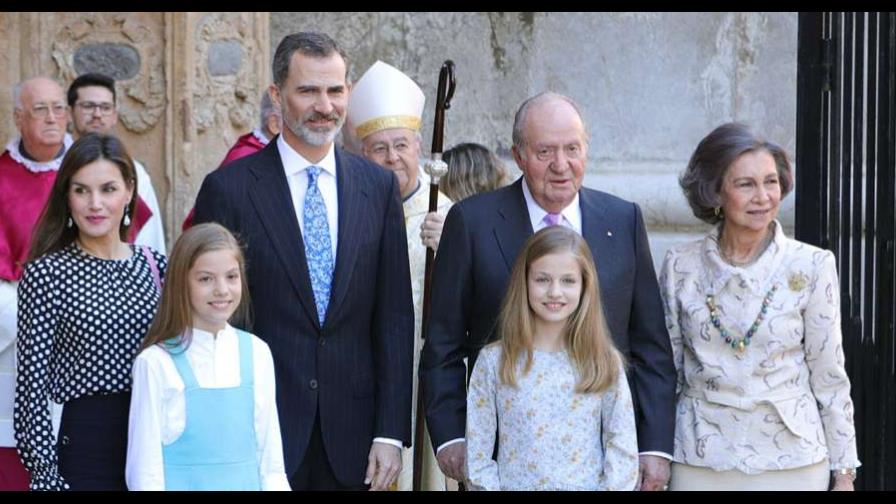 Otro ángulo del vídeo del incidente de las reinas de España muestra reacciones del rey