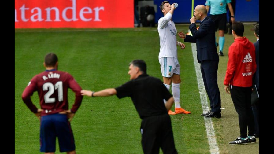 Zinedine Zidane: ‘no vamos a hacer pasillo’ al Barcelona Zinedine Zidane: ‘no vamos a hacer pasillo’ al Barcelona