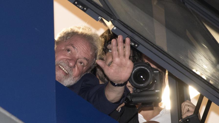 Operativo policial espera a Lula en Curitiba en clima tenso
