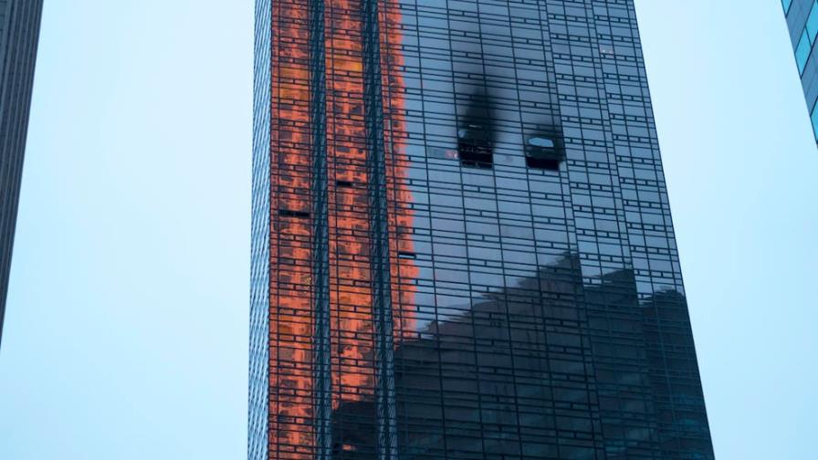 Un muerto y cuatro heridos leves por incendio en la Torre Trump Un muerto y cuatro heridos leves por incendio en la Torre Trump