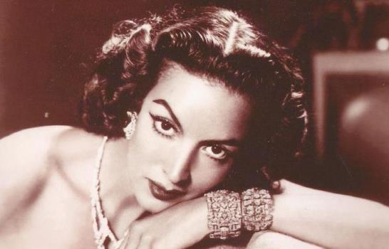 México conmemora hoy el 104 aniversario del natalicio de María Félix