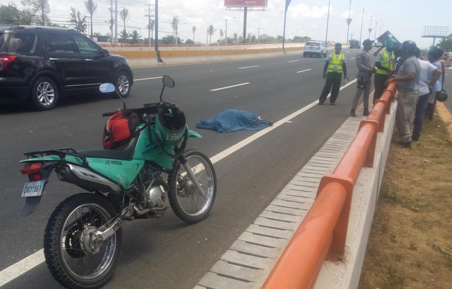 Muere hombre atropellado por un vehículo en Las Américas