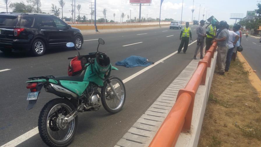 Muere hombre atropellado por un vehículo en Las Américas