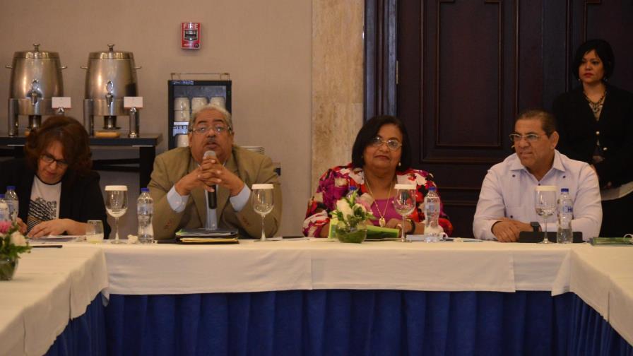 SENASA y SNS trabajan en conjunto para reducir lista de espera en los hospitales 