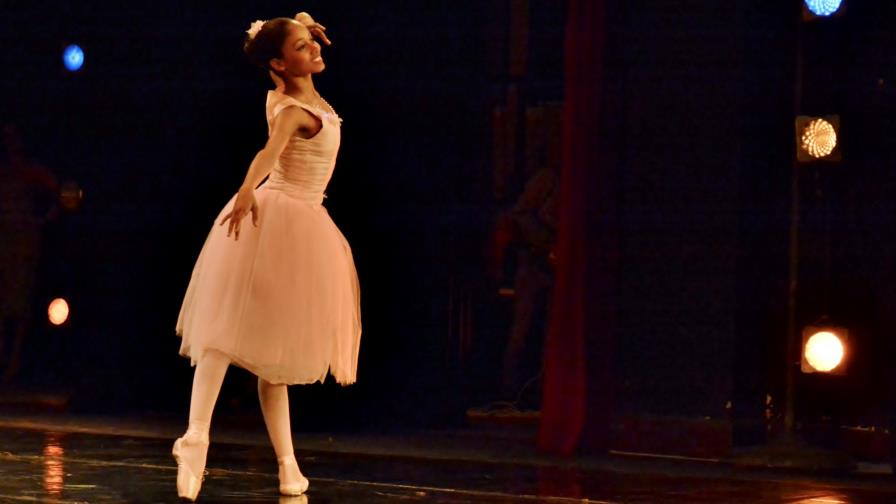 Celebran premio de la danza “Eladia de Cuello”