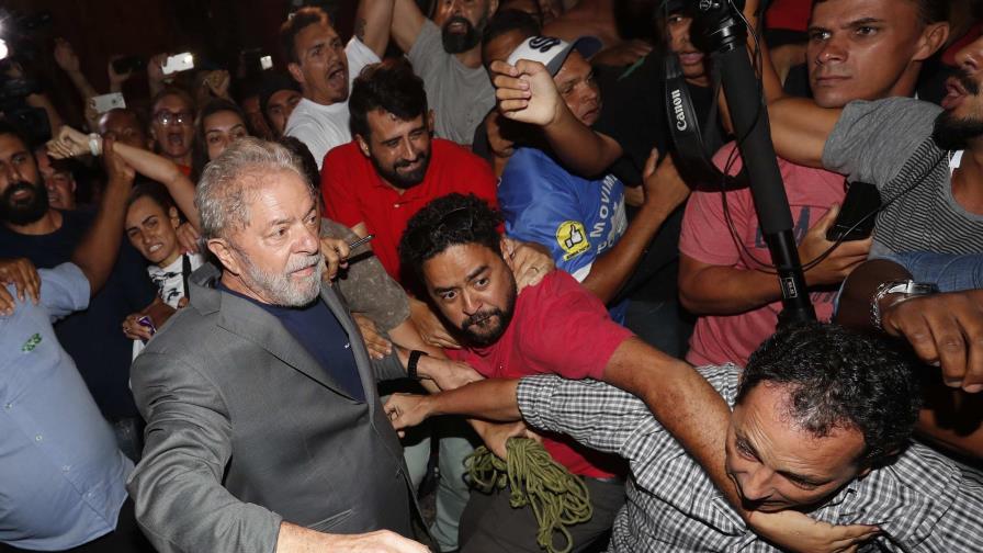 “Arroja esa basura por la ventana”: Fuerza Aérea lamenta transmisión de insultos a Lula
