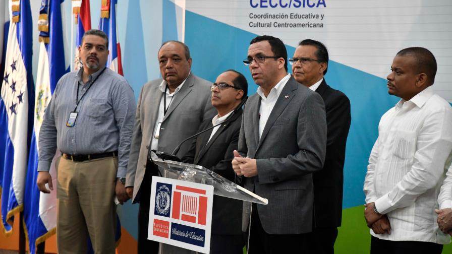 Concluye encuentro regional de ministros de Educación; valoran República Digital y Escuelas Libres  