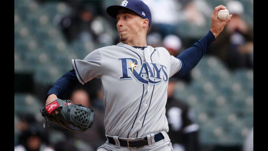 Blake Snell ponchó a 10;  Rays superan a Medias Blancas