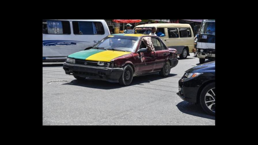 Sector importador de vehículos estaría impulsando con el Gobierno cambiar chatarras del país