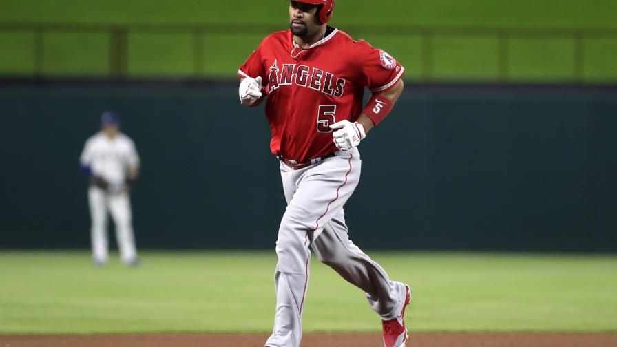 Angelinos trituran a Rangers y siguen con gran inicio