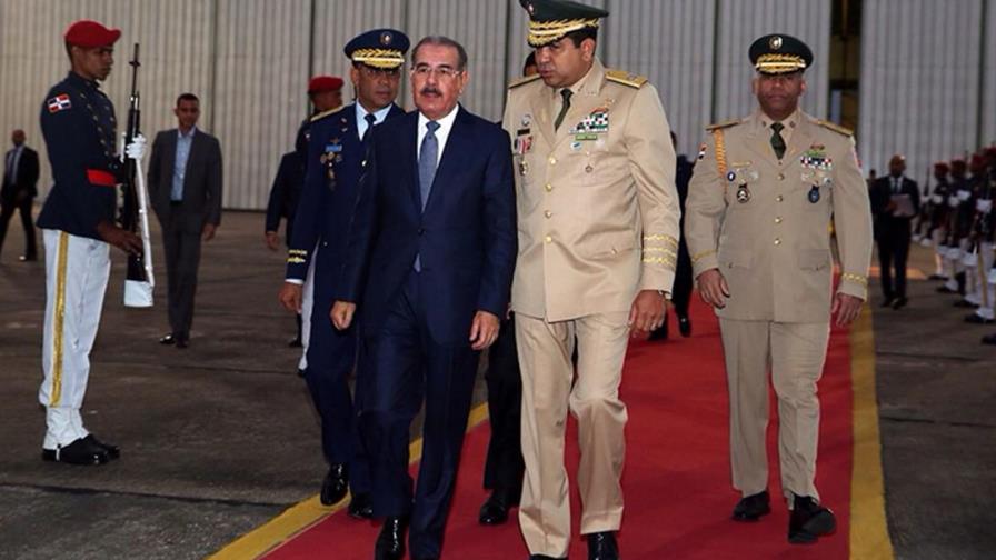 Presidente Medina sale esta tarde hacia Perú