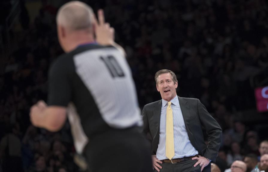 Los Knicks cesan a técnico Jeff Hornacek tras 2 temporadas