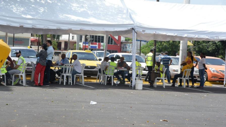 Pocos  taxistas  acuden hoy al censo de INTRAT
