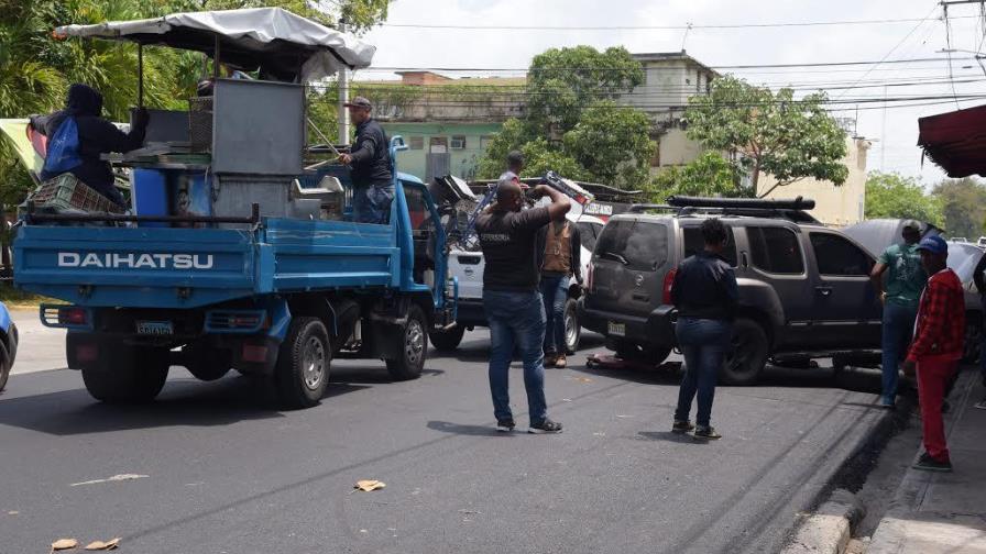 El cabildo del Distrito trata de recuperar los espacios públicos del Ensanche La Fe y Villa Juana El cabildo del Distrito trata de recuperar los espacios públicos del Ensanche La Fe y Villa Juana