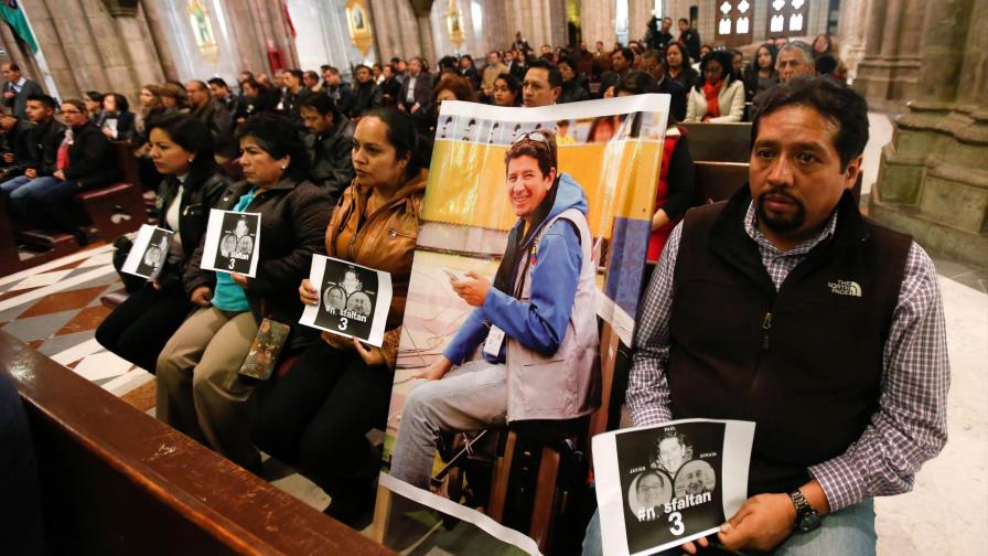 Colombia examina imágenes de supuestos cuerpos de periodistas ecuatorianos