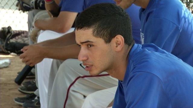 Los Reales firman a El-Abour, que puede ser el primer jugador autista en Grandes Ligas
