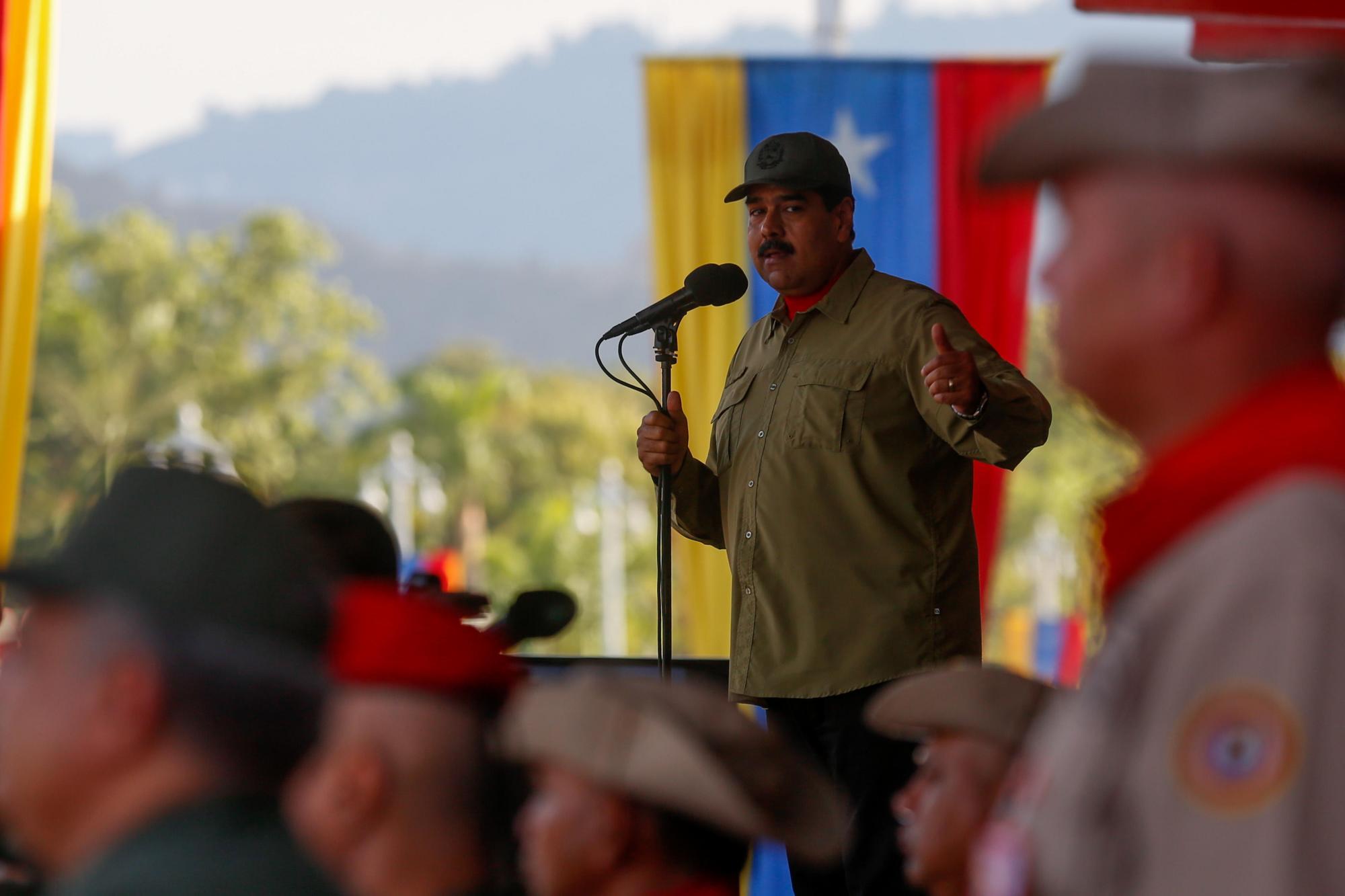 El presidente venezolano, Nicolás Maduro llamó hoy a un gran cambio revolucionario dentro del mismo movimiento que encabeza de cara a ver un futuro con nuevos bríos y métodos en el país caribeño. EFE/Cristian Hernández