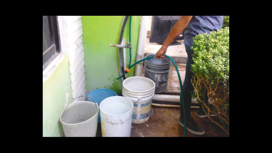 Residentes en Cabral denuncian “la peor crisis de agua potable” en El Llano