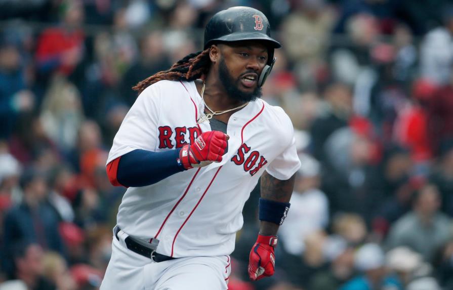 Hanley Ramírez brilla y Boston tiene mejor arranque de su historia