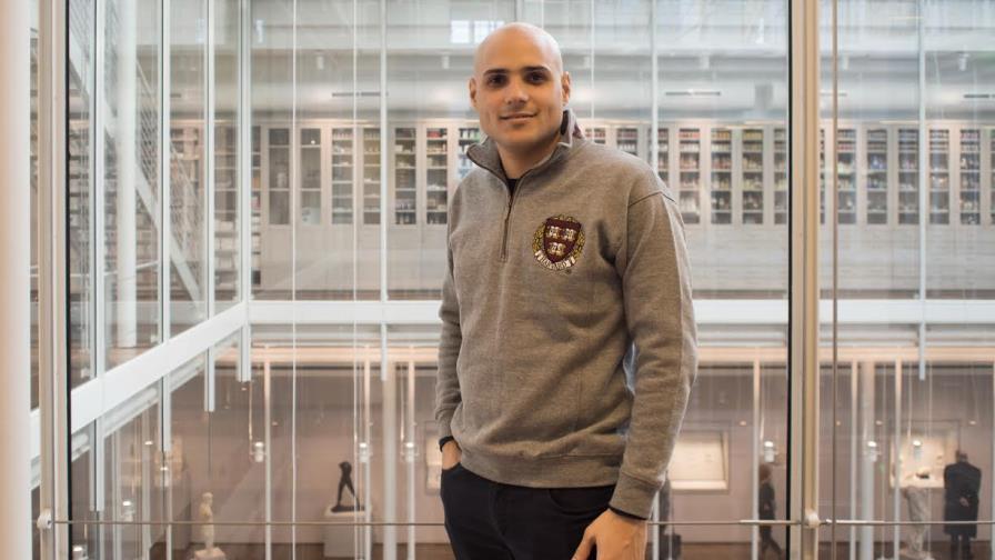 Dominicano diserta sobre arquitectura caribeña en la Universidad de Harvard