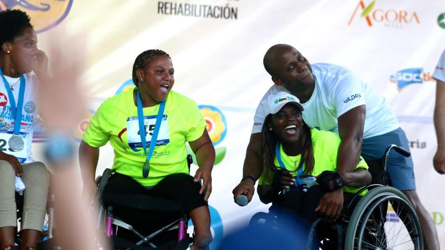 Leivi González y Patricie Ramírez ganaron en 5K de Rehabilitación Leivi González y Patricie Ramírez ganaron en 5K de Rehabilitación
