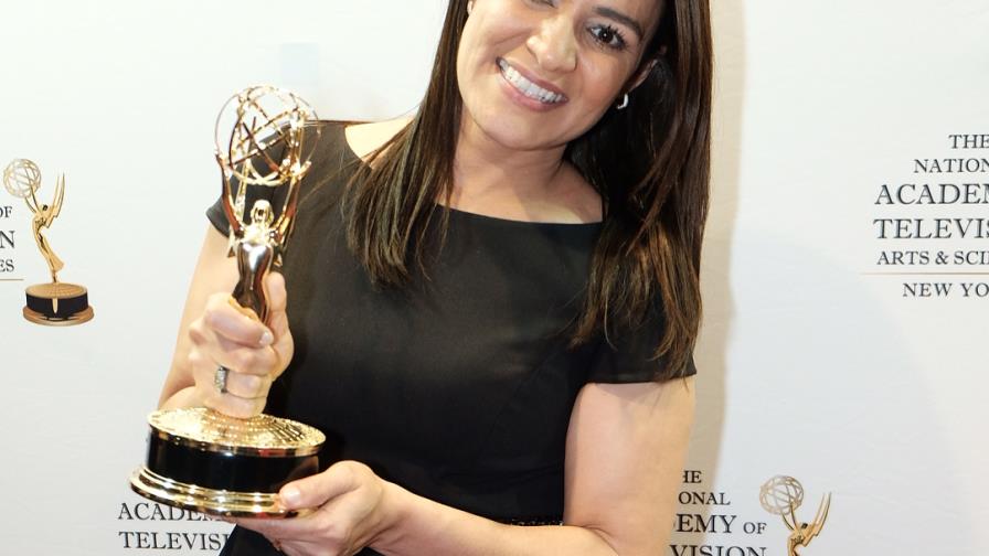 Esperanza Ceballos, feliz con su primer Emmy Esperanza Ceballos, feliz con su primer Emmy