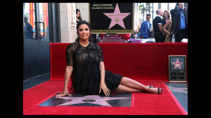 Eva Longoria recibe su estrella en el Paseo de la Fama de Hollywood 