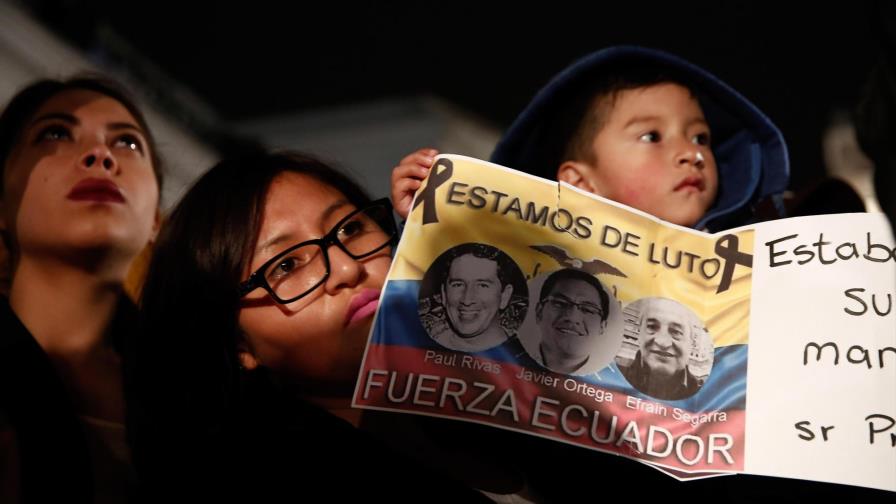 En suspenso entrega de cuerpos de periodistas ecuatorianos