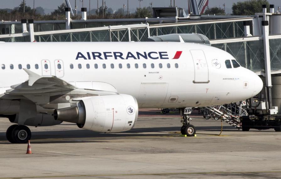 Air France prevé mantener el 70 % de sus vuelos en la huelga de mañana