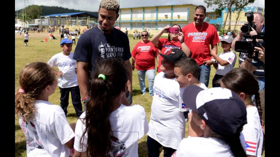 Alcaldesa de San Juan quiere más juegos de Grandes Ligas 