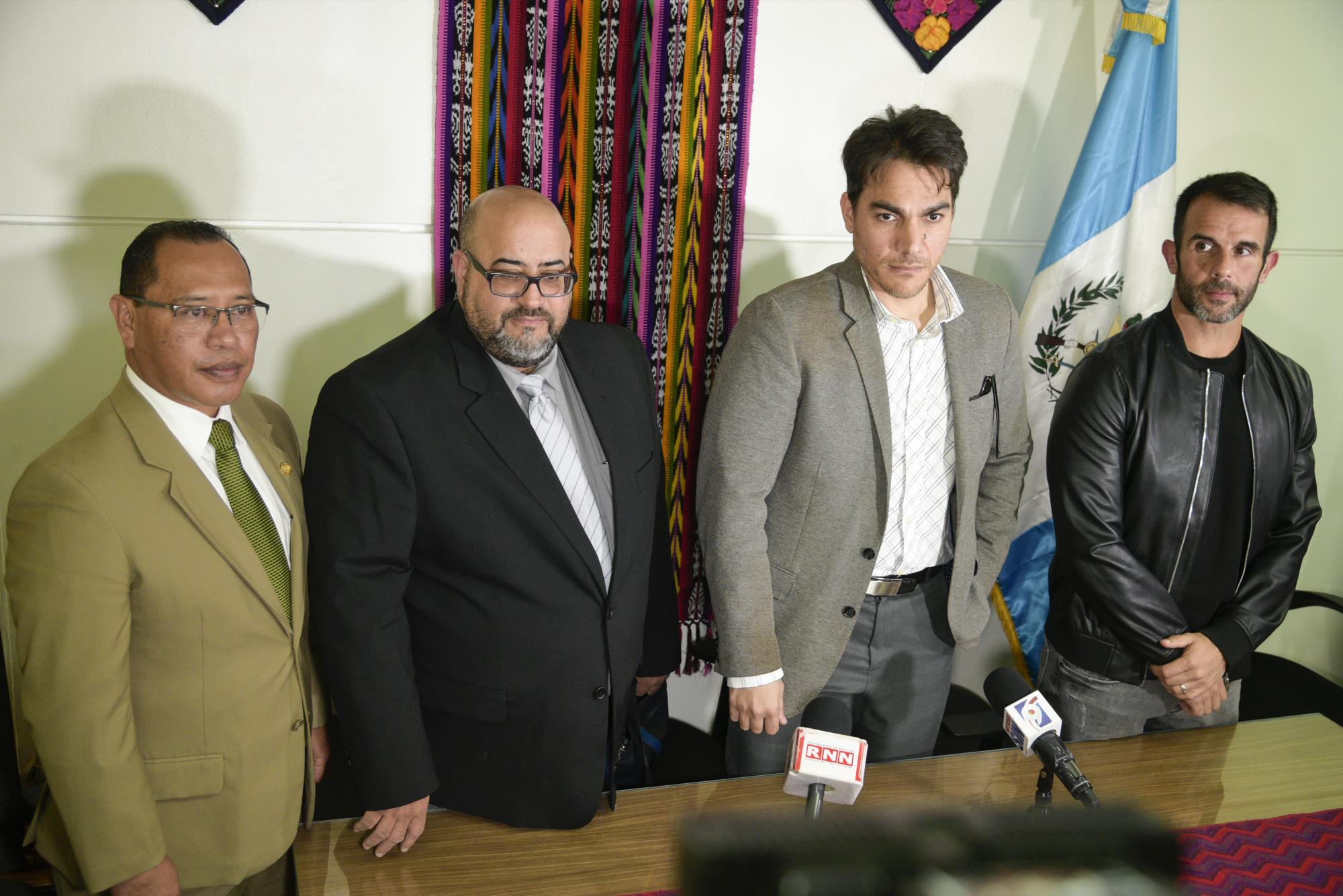 El embajador de Guatemala en República Dominicana, Rudy Coxaj y los abogados Ángel Delgado-Malagón, Roberto Delgado Fernández y el productor Javier Rolo (Bayoan Freites)