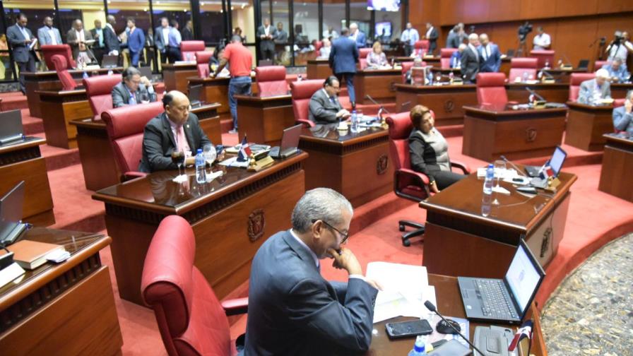 Senado aprueba Ley de Partidos con primarias abiertas y simultáneas Senado aprueba Ley de Partidos con primarias abiertas y simultáneas