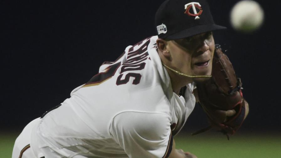 Encarnación pega 4to jonrón pero Cleveland pierde de Minnesota en Puerto Rico