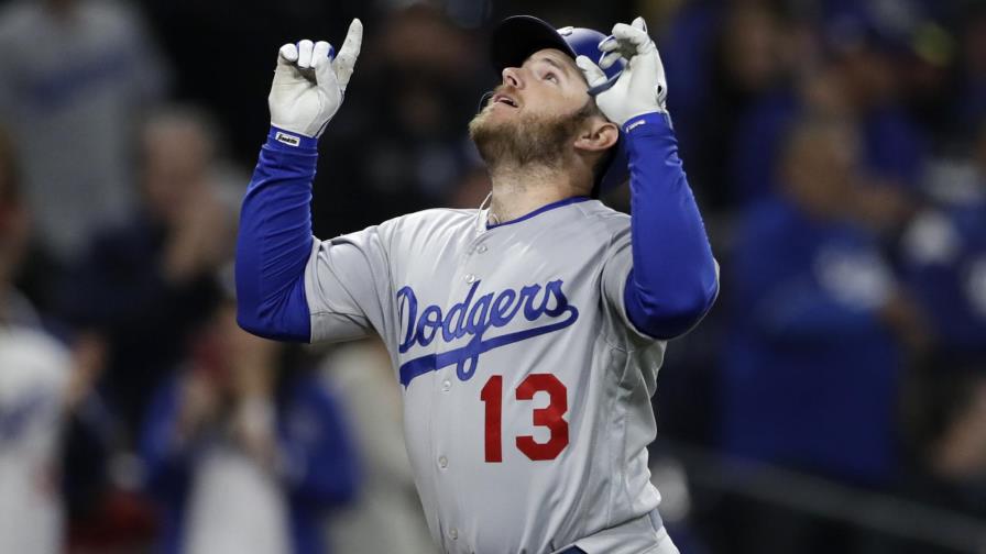 Muncy jonronea, Maeda poncha 10 y Dodgers aplastan a Padres