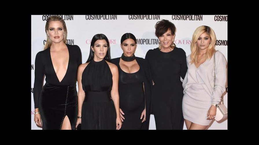Las Kardashians cierran sus tiendas de ropa Las Kardashians cierran sus tiendas de ropa