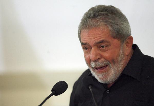 Expresidente Cardoso: “Lula no es preso político. Es un político preso”