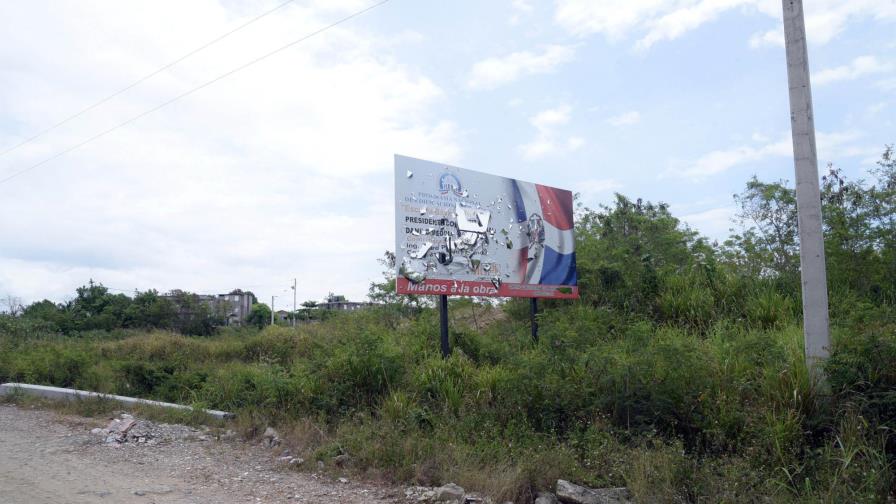 Dos escuelas sorteadas en 2014 no han sido iniciadas en Santiago