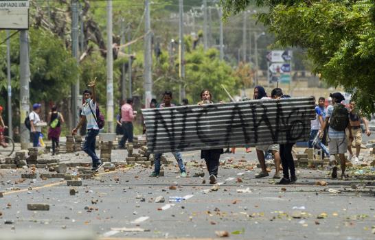Violencia en medio de protestas en Nicaragua deja ya 5 muertos y 88 heridos