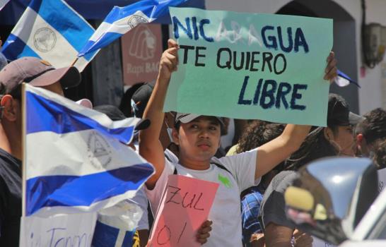 Violencia en medio de protestas en Nicaragua deja ya 5 muertos y 88 heridos