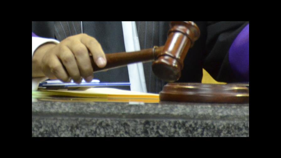 Pena máxima para hombre que robó a tres personas y las obligó a lanzarse al río Yaque