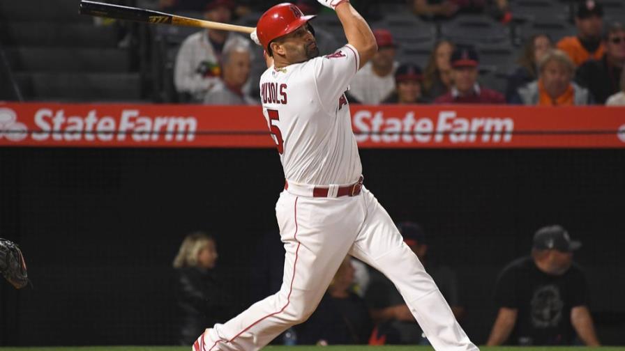 VIDEO: Albert Pujols dispara hit 2.991 en las Grandes Ligas; iguala a Hank Aaron por mayor cantidad de 2B en la historia 