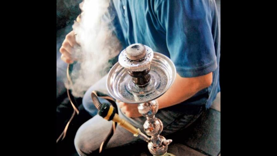 Advierten consumo en una sesión de hookah es similar fumar cien cigarrillos