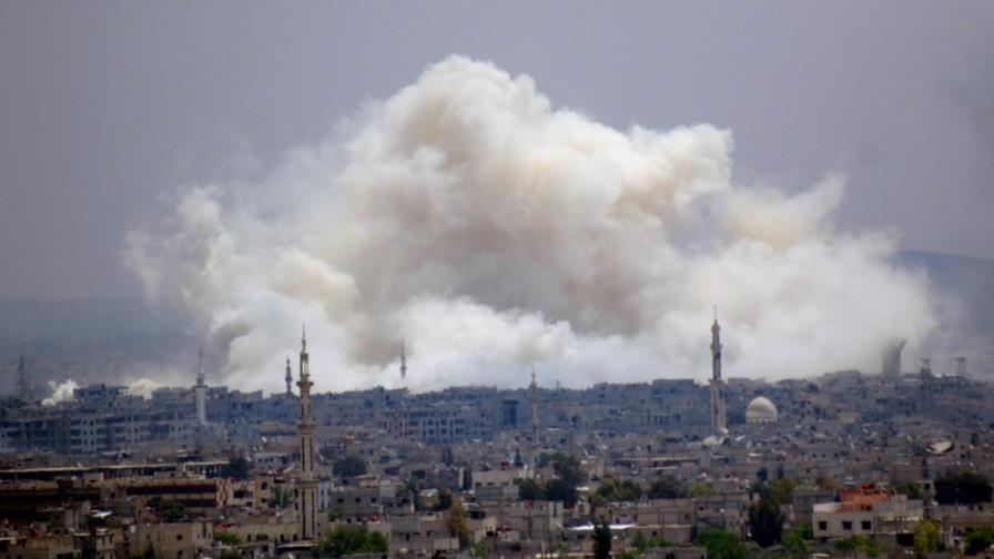 Régimen sirio trata de consolidar control de capital con bombardeos y evacuación de rebeldes