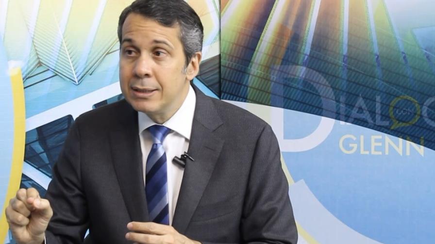 Orlando Jorge Mera dice aspira a la presidencia 