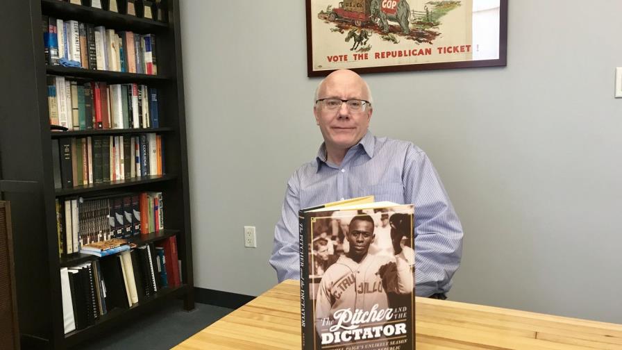 “El pitcher y el dictador”, nuevo libro sobre el Campeonato del 1937 “El pitcher y el dictador”, nuevo libro sobre el Campeonato del 1937