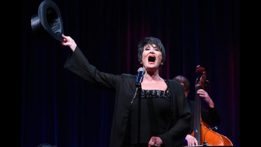 Chita Rivera y Andrew Lloyd Webber recibirán galardón honorífico en los Tony 